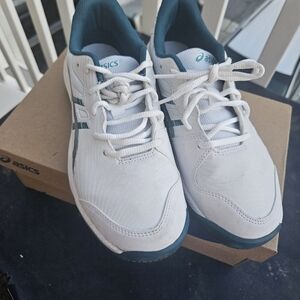 🌸B2G1 FREE🌸 ASICS White and Teal‎ Sneakers Size 7US.